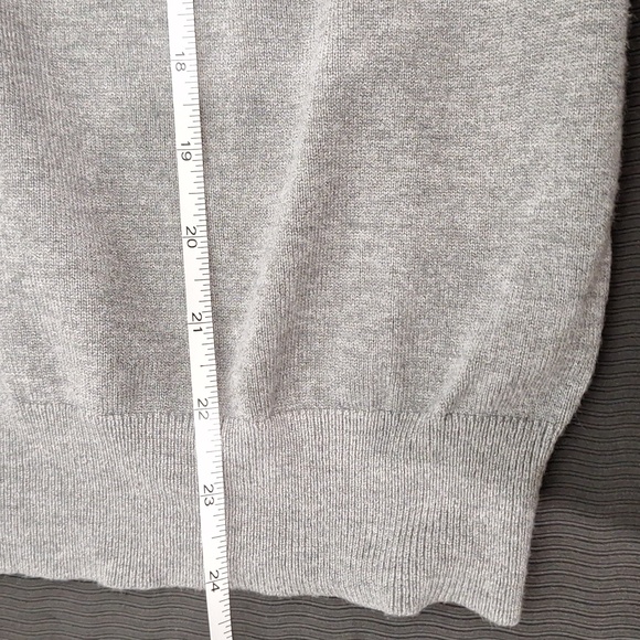 JOSEPH A Mauve and Grey Color Block Turtleneck Long Sleeve Sweater - Picture 9 of 10